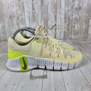 Nike Free Metcon 4 Womens Training Shoes Citron Tint Volt DV3950-800 Size 7.5